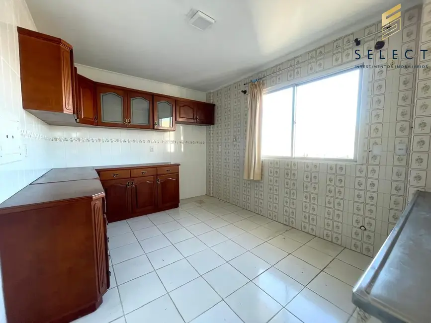 Foto 2 de Apartamento com 3 quartos à venda, 122m2 em Centro, Santa Maria - RS