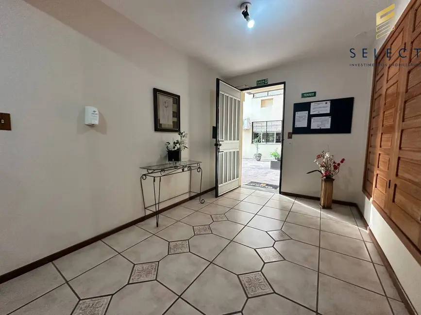 Apartamento com 1 quarto para alugar, 40m2 em Nossa Senhora de Fátima, Santa Maria - RS - imagem 1 Foto 1 de Apartamento com 1 quarto para alugar, 40m2 em Nossa Senhora de Fátima, Santa Maria - RS