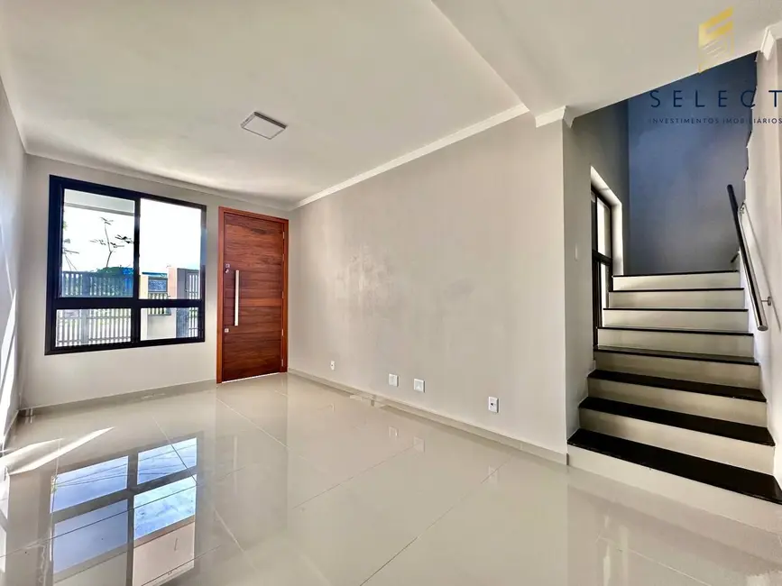 Casa com 3 quartos à venda, 146m2 em Camobi, Santa Maria - RS - imagem 4 Foto 4 de Casa com 3 quartos à venda, 146m2 em Camobi, Santa Maria - RS