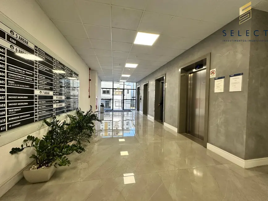 Foto 3 de Sala Comercial com 1 quarto para alugar, 39m2 em Centro, Santa Maria - RS