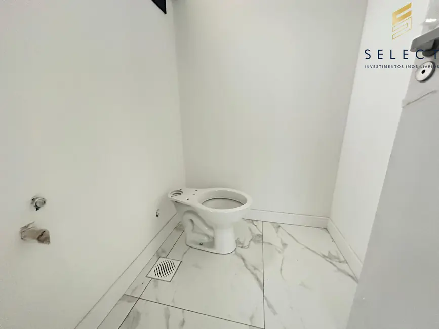 Foto 2 de Sala Comercial com 1 quarto para alugar, 34m2 em Camobi, Santa Maria - RS