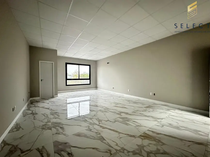 Foto 2 de Sala Comercial com 1 quarto para alugar, 42m2 em Camobi, Santa Maria - RS