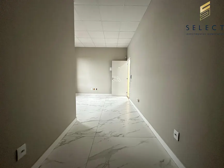 Foto 3 de Sala Comercial com 1 quarto para alugar, 20m2 em Camobi, Santa Maria - RS