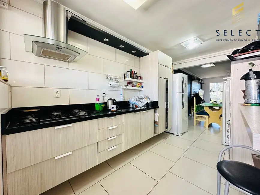 Foto 7 de Apartamento com 3 quartos à venda, 96m2 em Camobi, Santa Maria - RS