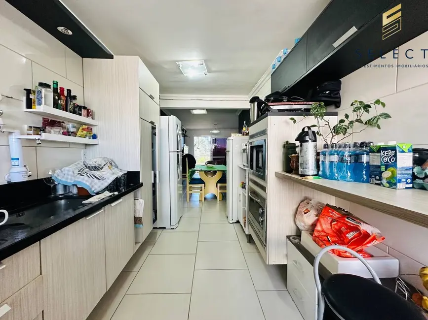 Foto 6 de Apartamento com 3 quartos à venda, 96m2 em Camobi, Santa Maria - RS