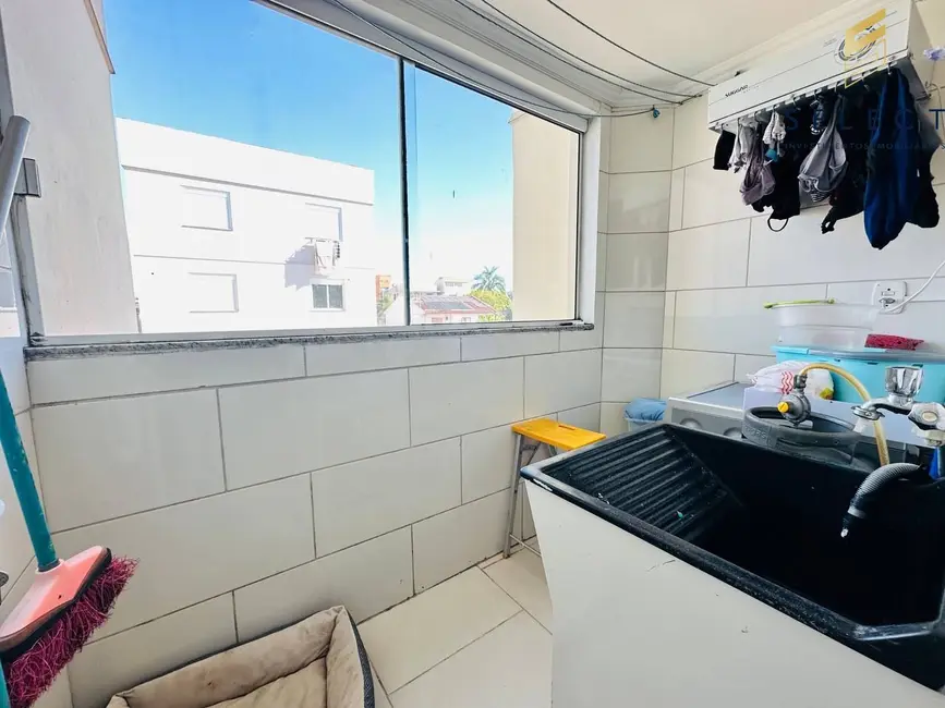 Foto 8 de Apartamento com 3 quartos à venda, 96m2 em Camobi, Santa Maria - RS