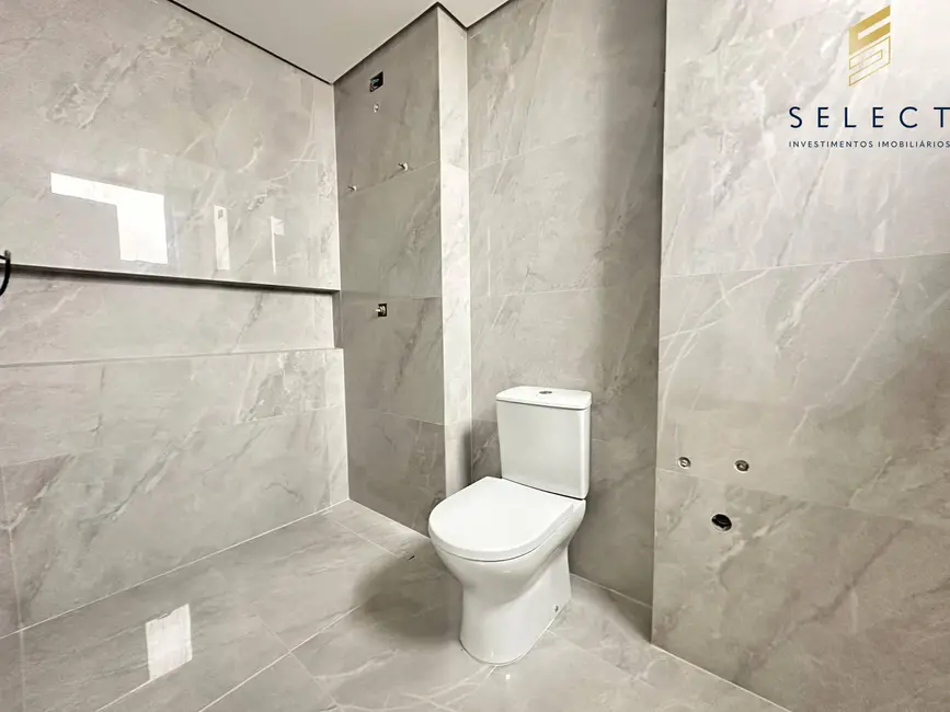 Foto 7 de Apartamento com 3 quartos à venda, 194m2 em Nossa Senhora Medianeira, Santa Maria - RS