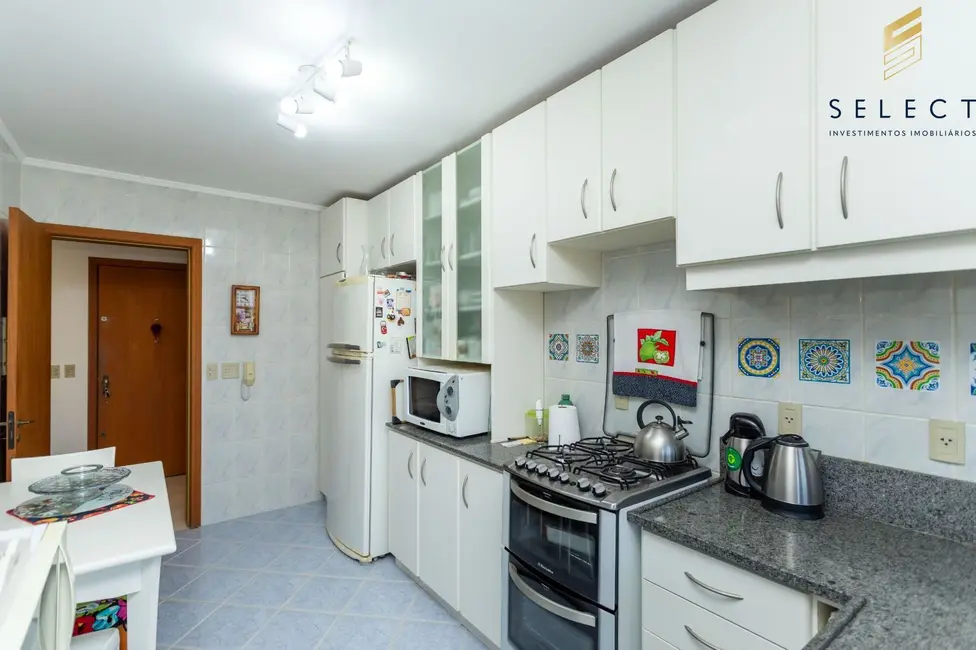 Apartamento com 2 quartos à venda, 143m2 em Centro, Santa Maria - RS - imagem 6 Foto 6 de Apartamento com 2 quartos à venda, 143m2 em Centro, Santa Maria - RS