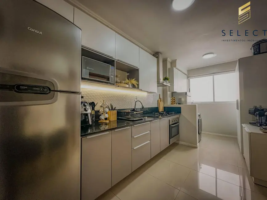 Foto 7 de Apartamento com 2 quartos à venda, 80m2 em Nossa Senhora de Fátima, Santa Maria - RS