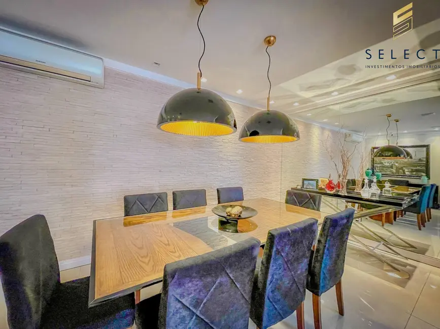 Foto 6 de Apartamento com 3 quartos à venda, 140m2 em Nossa Senhora de Lourdes, Santa Maria - RS