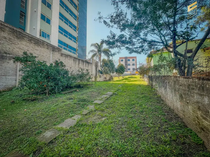 Casa com 2 quartos para alugar, 80m2 em Nossa Senhora das Dores, Santa Maria - RS - imagem 2 Foto 2 de Casa com 2 quartos para alugar, 80m2 em Nossa Senhora das Dores, Santa Maria - RS