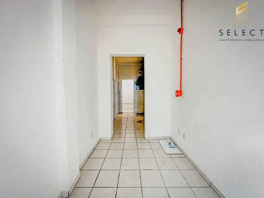 Loja com 1 quarto para alugar, 16m2 em Centro, Santa Maria - RS - imagem 3 Foto 3 de Loja com 1 quarto para alugar, 16m2 em Centro, Santa Maria - RS