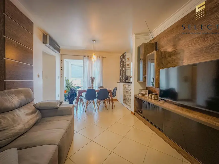 Foto 2 de Apartamento com 2 quartos à venda, 84m2 em Nossa Senhora das Dores, Santa Maria - RS