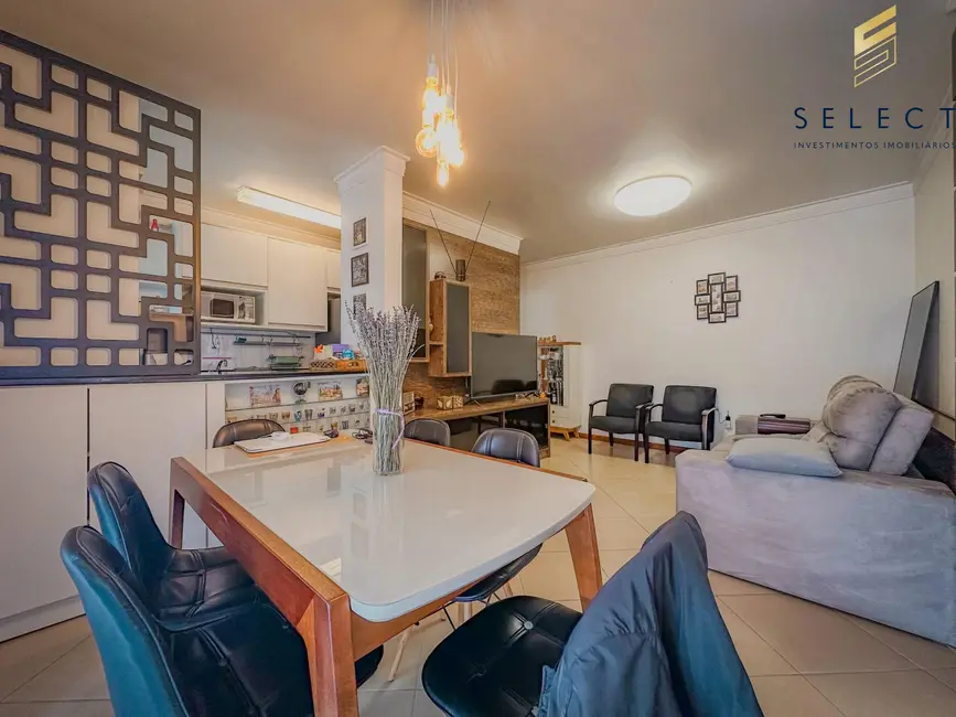 Foto 4 de Apartamento com 2 quartos à venda, 84m2 em Nossa Senhora das Dores, Santa Maria - RS