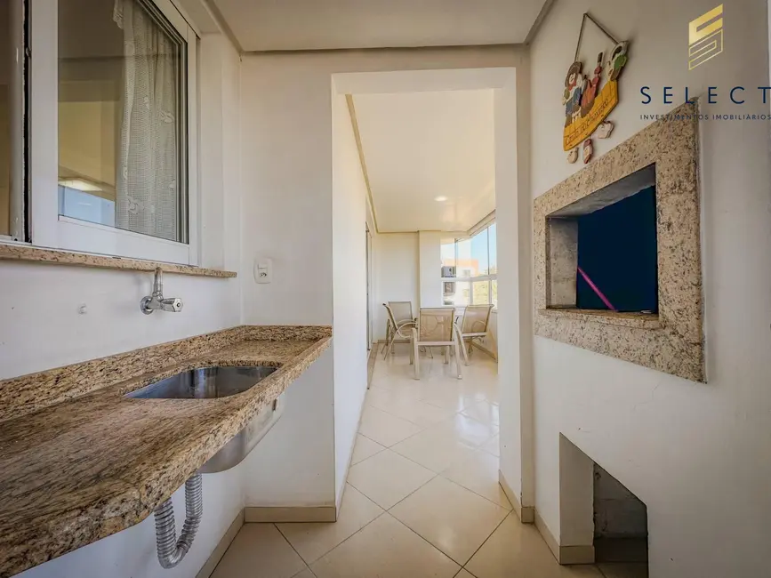 Foto 9 de Apartamento com 2 quartos à venda, 106m2 em Nossa Senhora das Dores, Santa Maria - RS