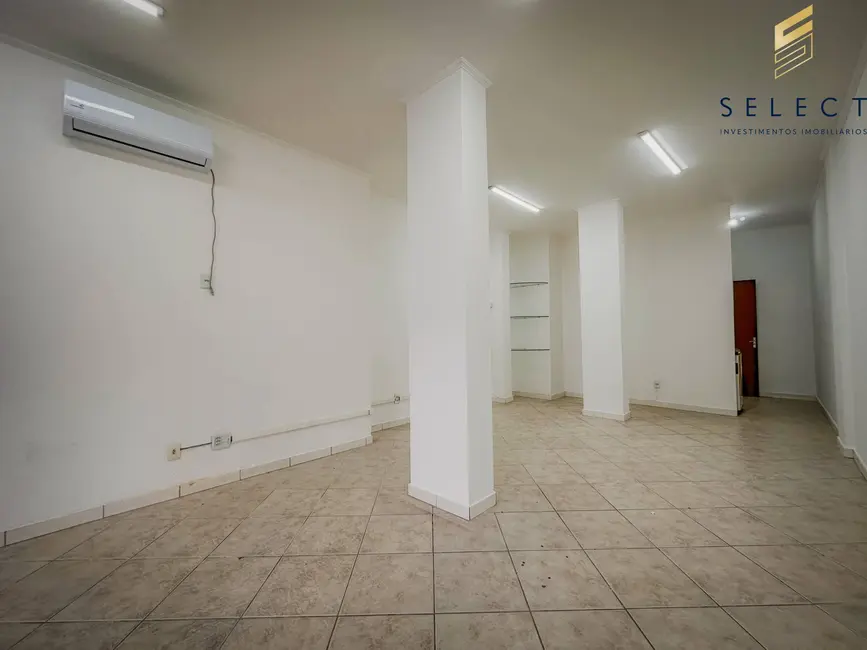 Foto 4 de Loja com 1 quarto para alugar, 43m2 em Nossa Senhora das Dores, Santa Maria - RS