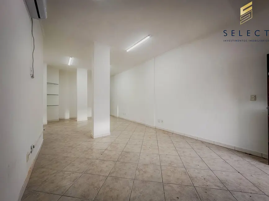 Foto 3 de Loja com 1 quarto para alugar, 43m2 em Nossa Senhora das Dores, Santa Maria - RS