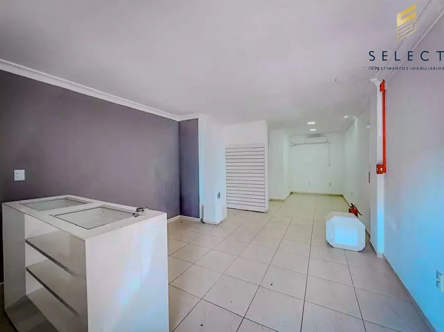 Foto 2 de Loja com 1 quarto para alugar, 40m2 em São José, Santa Maria - RS