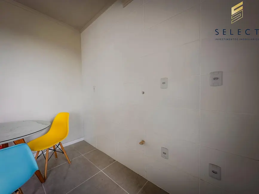 Foto 3 de Apartamento com 2 quartos à venda, 49m2 em Nossa Senhora Medianeira, Santa Maria - RS