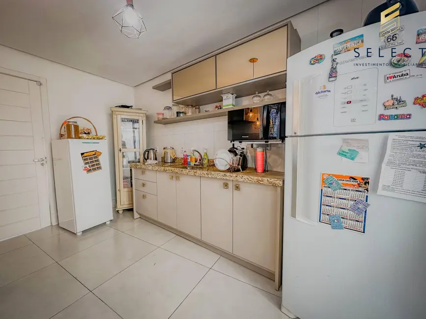 Foto 8 de Casa com 3 quartos à venda, 131m2 em São José, Santa Maria - RS