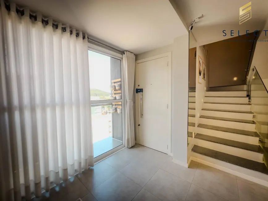 Cobertura com 2 quartos à venda, 98m2 em Nossa Senhora de Lourdes, Santa Maria - RS - imagem 2 Foto 2 de Cobertura com 2 quartos à venda, 98m2 em Nossa Senhora de Lourdes, Santa Maria - RS