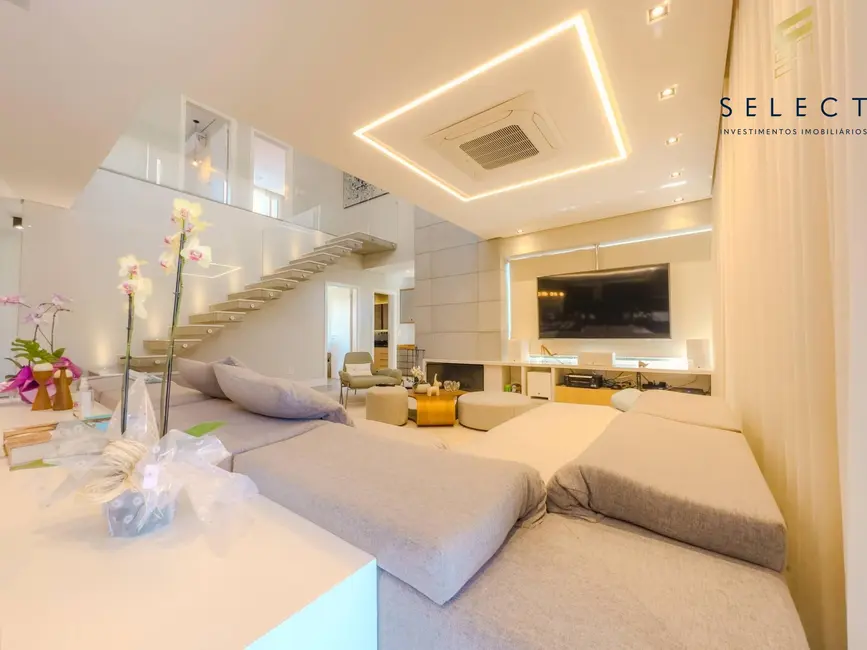 Foto 3 de Casa de Condomínio com 4 quartos à venda, 321m2 em Tomazetti, Santa Maria - RS