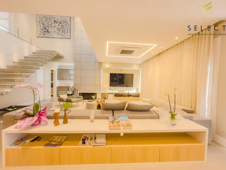 Foto 9 de Casa de Condomínio com 4 quartos à venda, 321m2 em Tomazetti, Santa Maria - RS