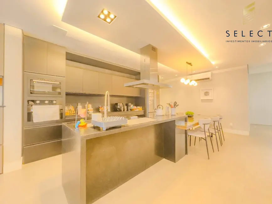 Foto 8 de Casa de Condomínio com 4 quartos à venda, 321m2 em Tomazetti, Santa Maria - RS