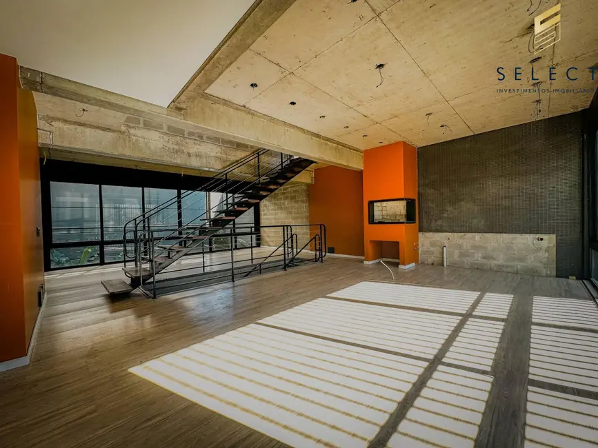 Foto 2 de Sala Comercial com 5 quartos para alugar, 233m2 em Nossa Senhora de Fátima, Santa Maria - RS
