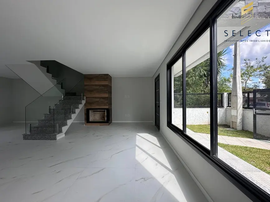 Foto 3 de Casa com 3 quartos à venda, 115m2 em Diácono João Luiz Pozzobon, Santa Maria - RS