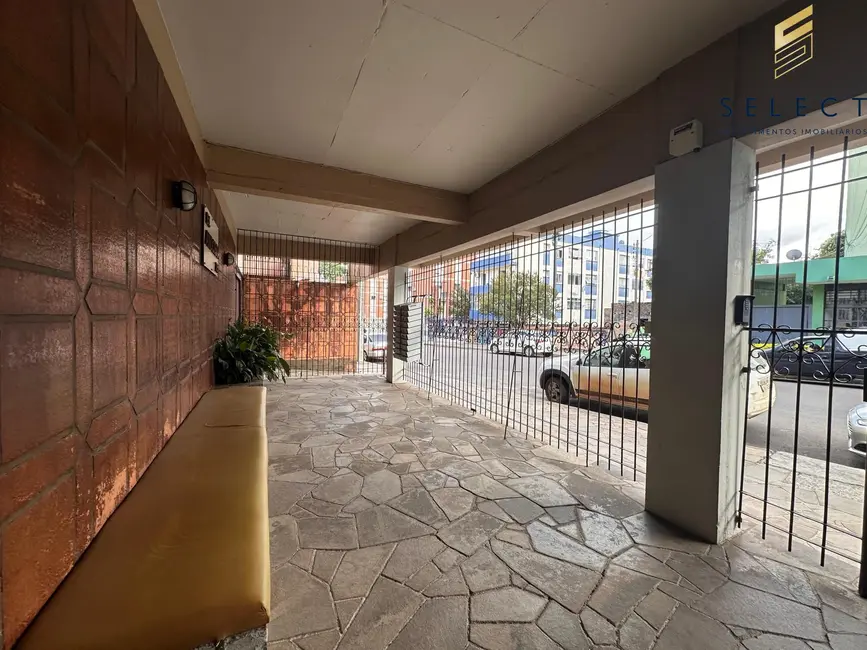 Foto 2 de Apartamento com 3 quartos à venda, 92m2 em Nossa Senhora de Fátima, Santa Maria - RS