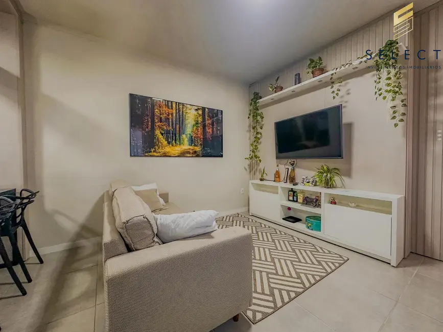 Foto 2 de Apartamento com 3 quartos à venda, 60m2 em Nossa Senhora Medianeira, Santa Maria - RS