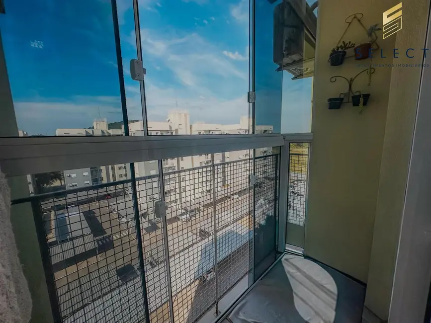 Foto 7 de Apartamento com 3 quartos à venda, 60m2 em Nossa Senhora Medianeira, Santa Maria - RS