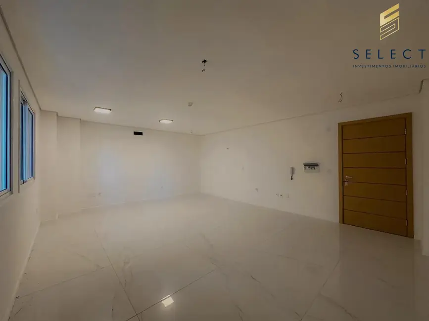 Sala Comercial com 1 quarto para alugar, 33m2 em Centro, Santa Maria - RS - imagem 1 Foto 1 de Sala Comercial com 1 quarto para alugar, 33m2 em Centro, Santa Maria - RS