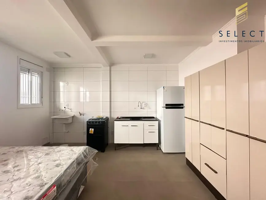 Foto 4 de Apartamento com 1 quarto para alugar, 23m2 em Nossa Senhora do Rosário, Santa Maria - RS
