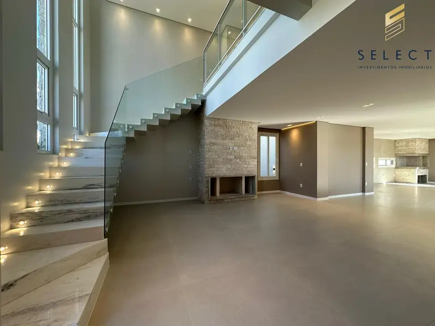 Foto 5 de Casa com 4 quartos à venda, 265m2 em Camobi, Santa Maria - RS