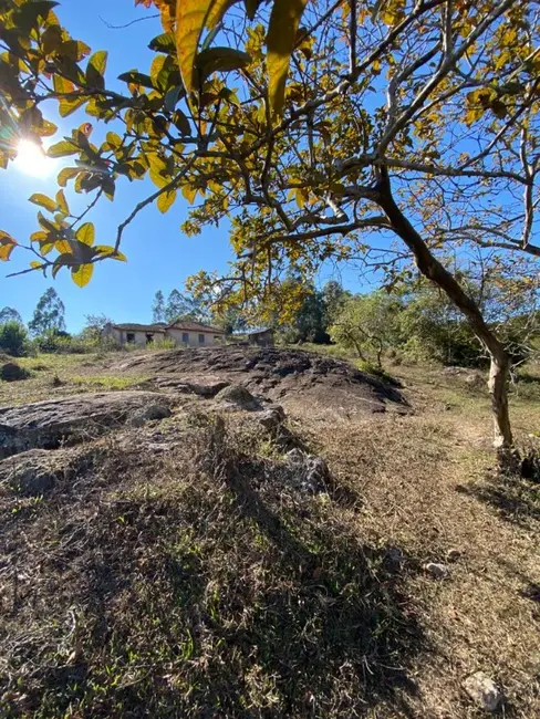 Foto 1 de Sítio / Rancho à venda em Desterro De Entre Rios - MG