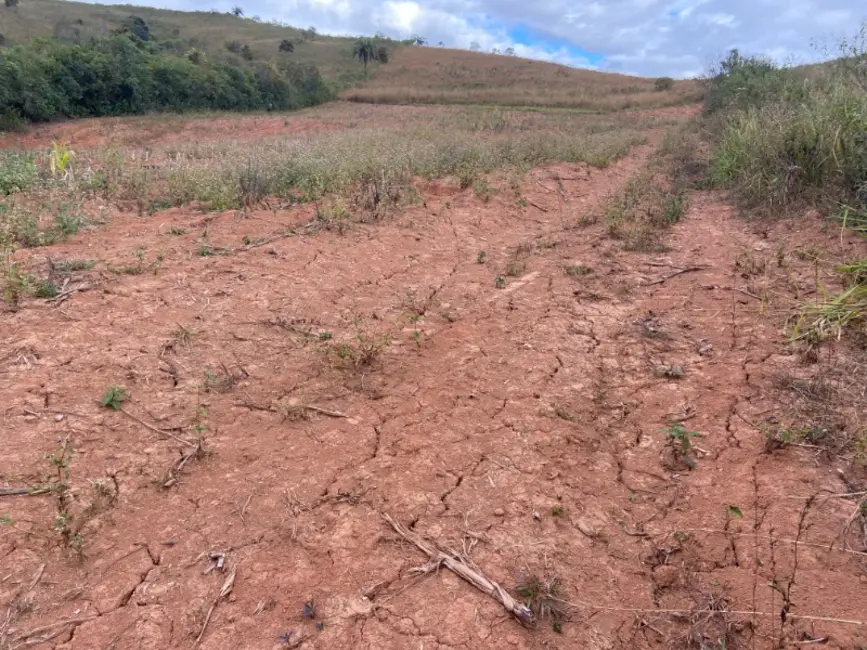 Terreno / Lote à venda, 37770m2 em Sao Bras Do Suacui - MG - imagem 4 Foto 4 de Terreno / Lote à venda, 37770m2 em Sao Bras Do Suacui - MG