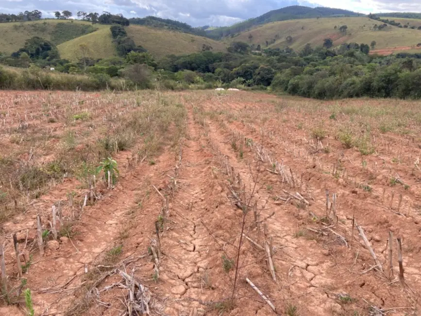 Terreno / Lote à venda, 37770m2 em Sao Bras Do Suacui - MG - imagem 5 Foto 5 de Terreno / Lote à venda, 37770m2 em Sao Bras Do Suacui - MG