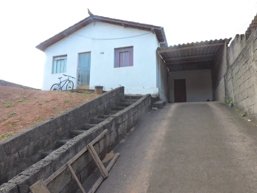 Foto 1 de Casa com 2 quartos à venda, 60m2 em Entre Rios De Minas - MG