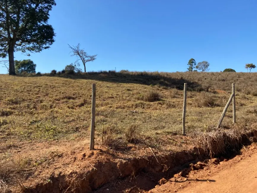 Foto 6 de Terreno / Lote à venda, 80000m2 em Castro, Entre Rios De Minas - MG