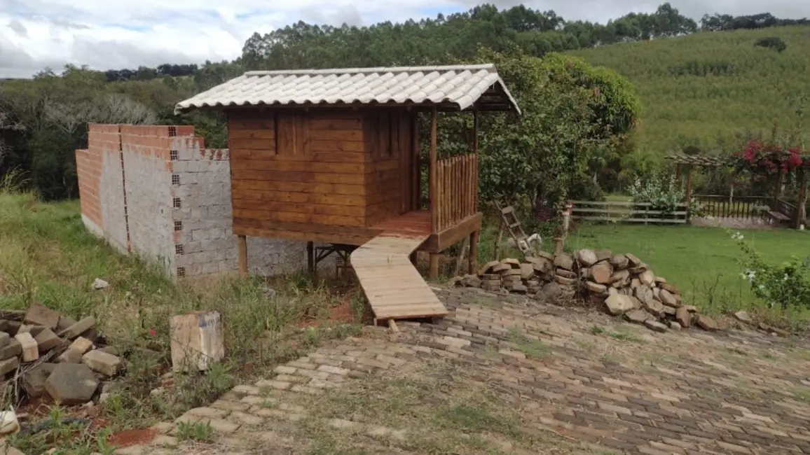 Foto 9 de Sítio / Rancho à venda em Lagoa Dourada - MG