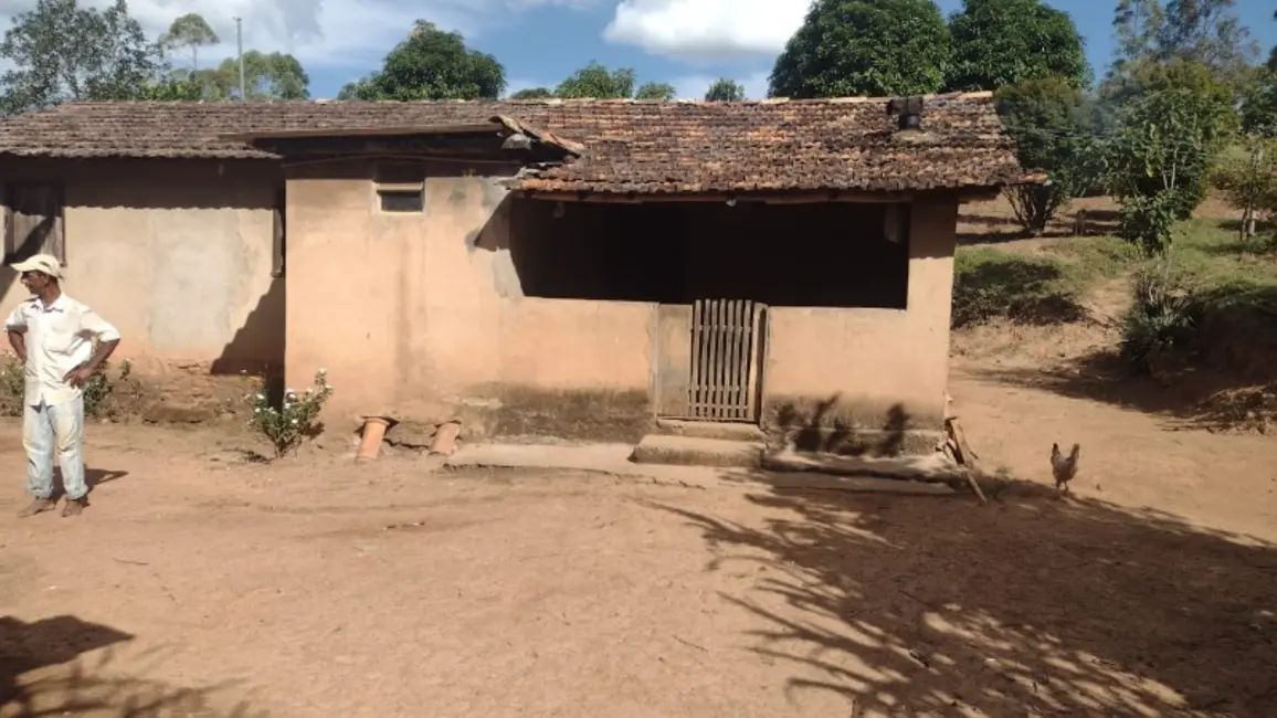 Sítio / Rancho à venda em Entre Rios De Minas - MG - imagem 5 Foto 5 de Sítio / Rancho à venda em Entre Rios De Minas - MG