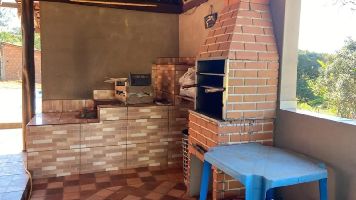 Foto 4 de Sítio / Rancho com 2 quartos à venda em Entre Rios De Minas - MG