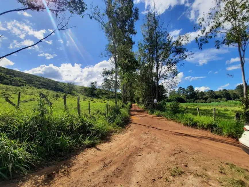 Foto 5 de Terreno / Lote à venda, 27000m2 em Entre Rios De Minas - MG