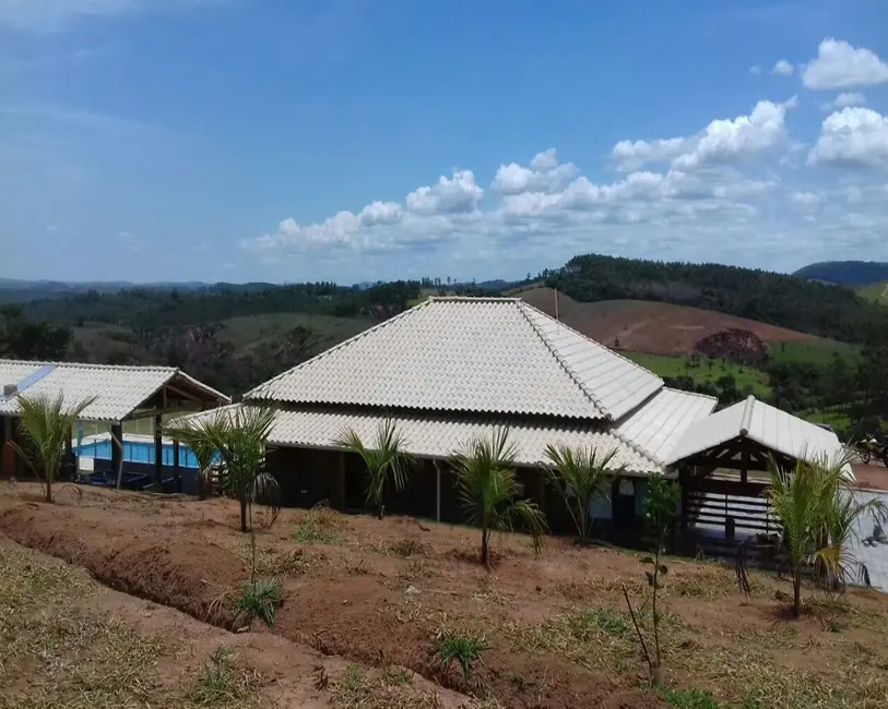 Foto 8 de Sítio / Rancho com 4 quartos à venda, 380m2 em Entre Rios De Minas - MG