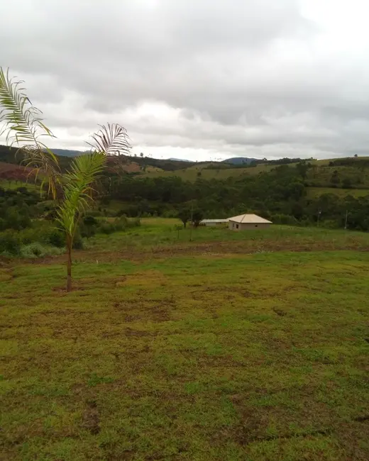 Foto 2 de Sítio / Rancho com 4 quartos à venda, 380m2 em Entre Rios De Minas - MG