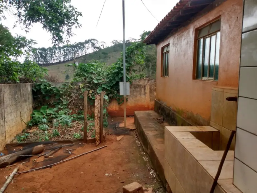 Foto 3 de Chácara com 4 quartos à venda em Desterro De Entre Rios - MG