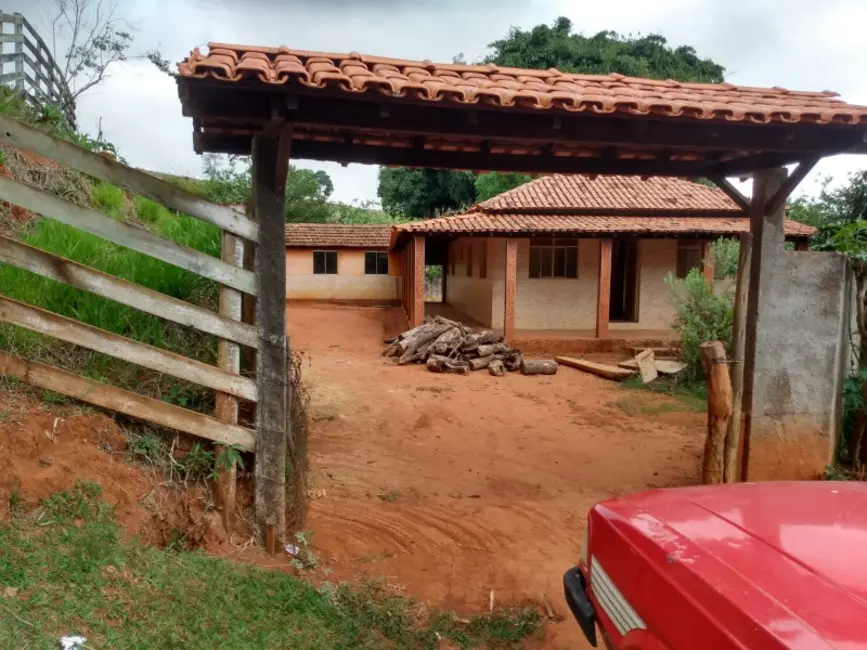 Foto 9 de Chácara com 4 quartos à venda em Desterro De Entre Rios - MG
