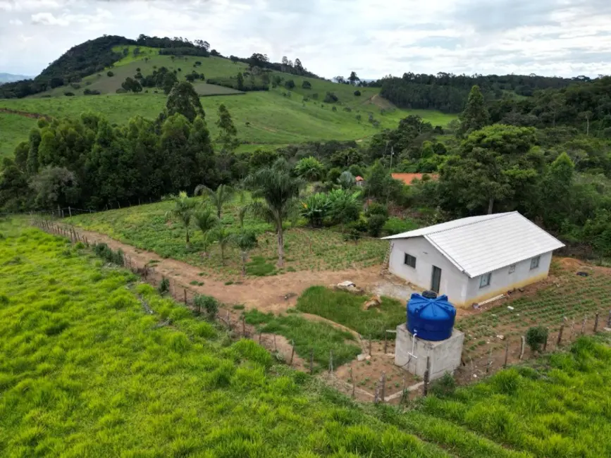 Foto 3 de Chácara à venda em Desterro De Entre Rios - MG